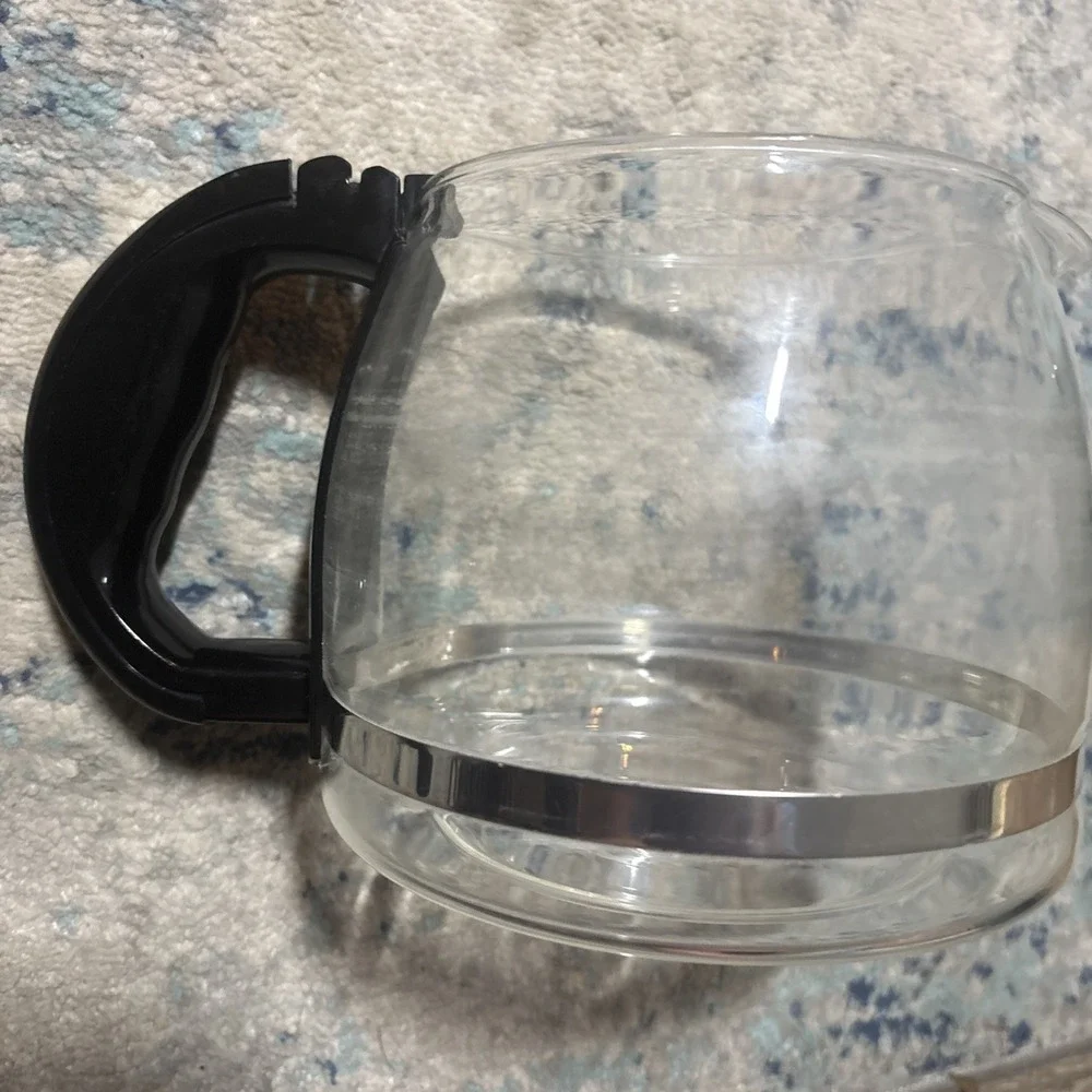 Unknown Brand 12 Cup Coffee Maker Replacement Carafe Decanter READ